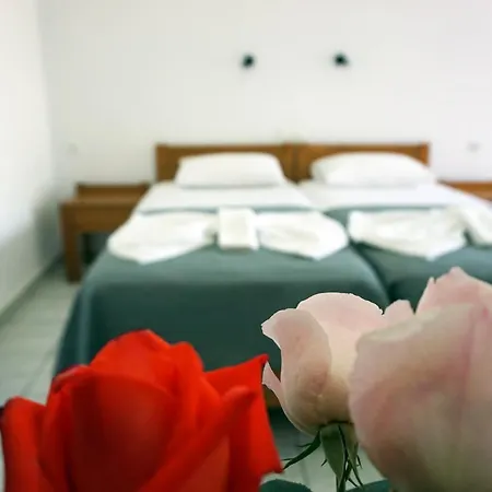 Aphrodite & Bed & Breakfast *