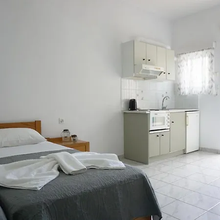 Aphrodite & Bed & Breakfast